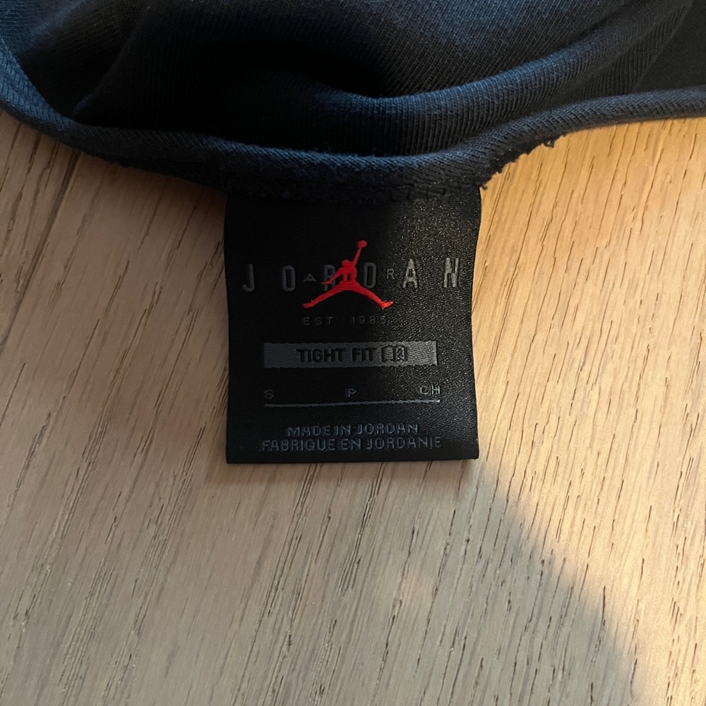 Jordan Flight Cropped Long Sleeve Shirt Women’s Small Black, Nike - Picture 4 of 4